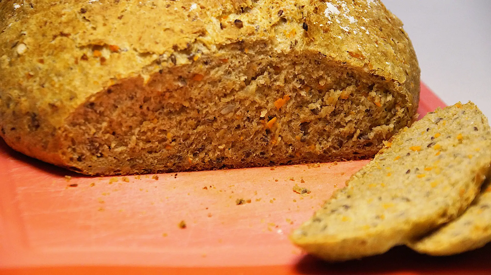 Dinkel Roggen Gelbe Rüben Brot